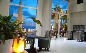 Maravellia Art hotel